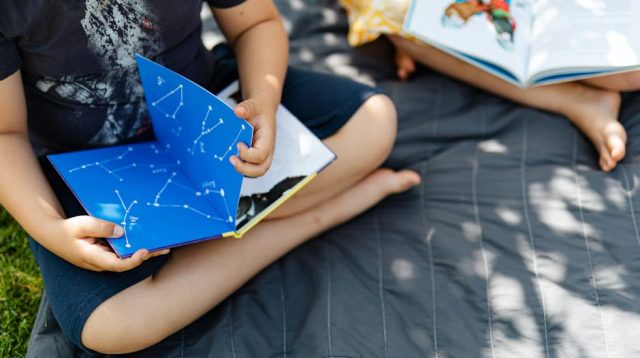 Bikin Terpukau! Ini 3 Rekomendasi Buku Astronomi yang Wajib Kamu Baca – Yoursay.id