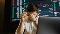 Harga Emas Antam Hari Ini Meroket: Analisis Mendalam dan Strategi Investasi