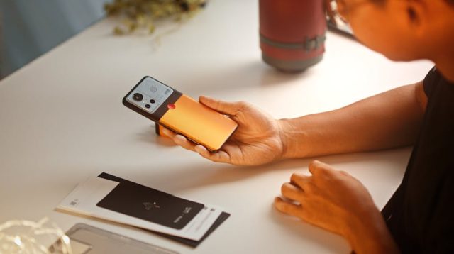 Raja HP Android Terkencang 2025: Kejutan dari Luar Dominasi Samsung, Oppo, Xiaomi?