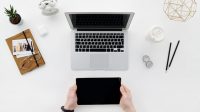 Laptop dan Tablet Hybrid: Panduan Lengkap Memilih yang Terbaik untuk Kebutuhan Anda